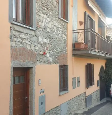 Casa Del * Travedona